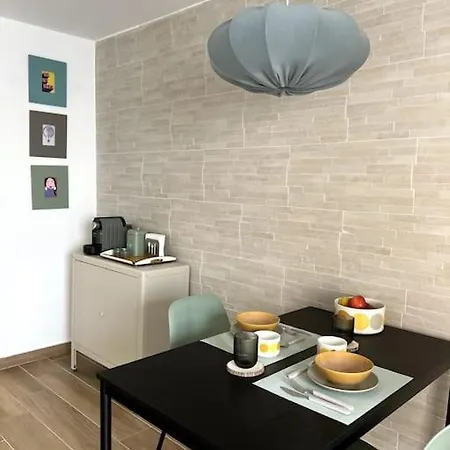 Apartamento Ferrel Beach