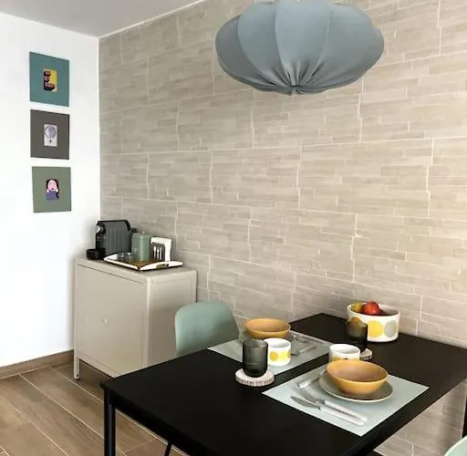 Apartment Ferrel Beach